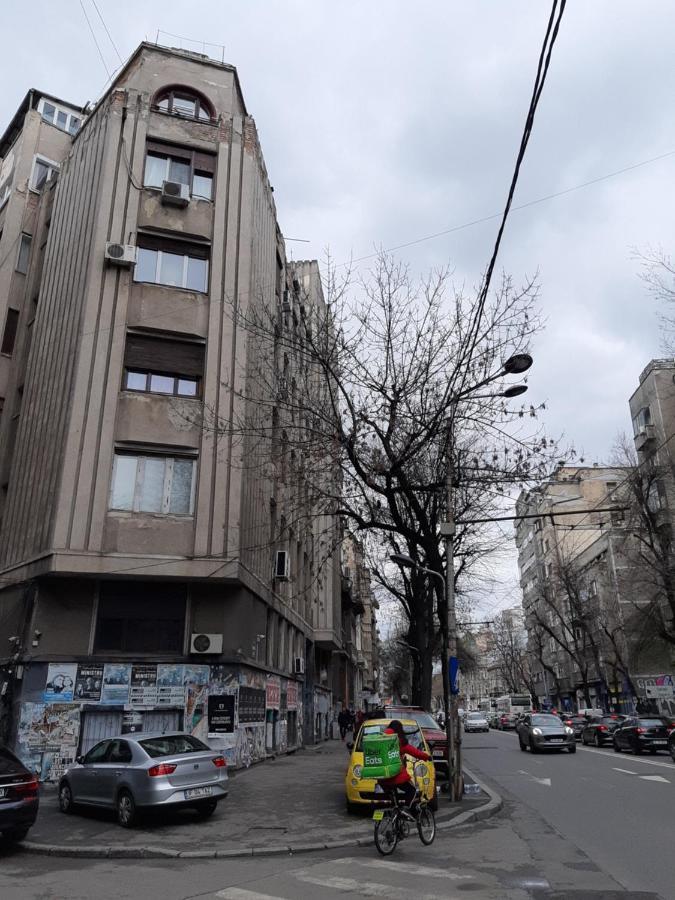 Carol 51 Hostel Bucharest Exterior photo